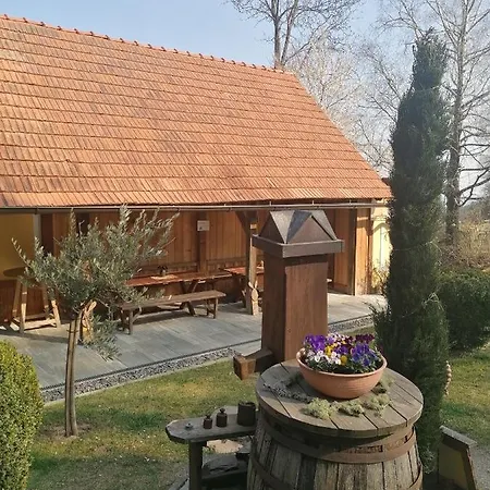 Holiday home Winzerhaus Schober